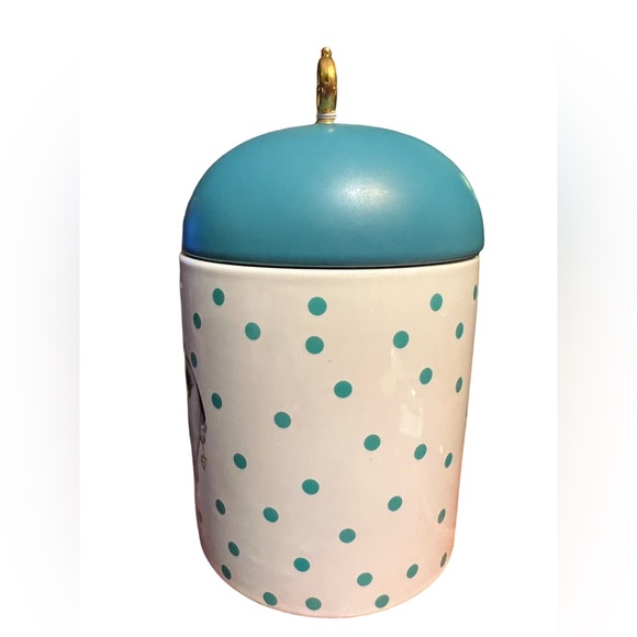 House and Nature NWT Amazing Retro 18oz Eucalyptus & Mint Scented Candle - Picture 2 of 5